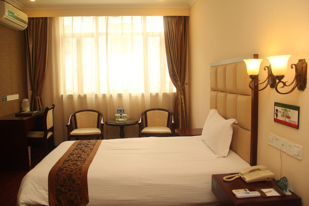 Greentree Inn Guangdong Guangzhou Jichang Road Express Hotel Værelse billede